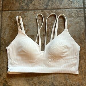 Lululemon white sports bra